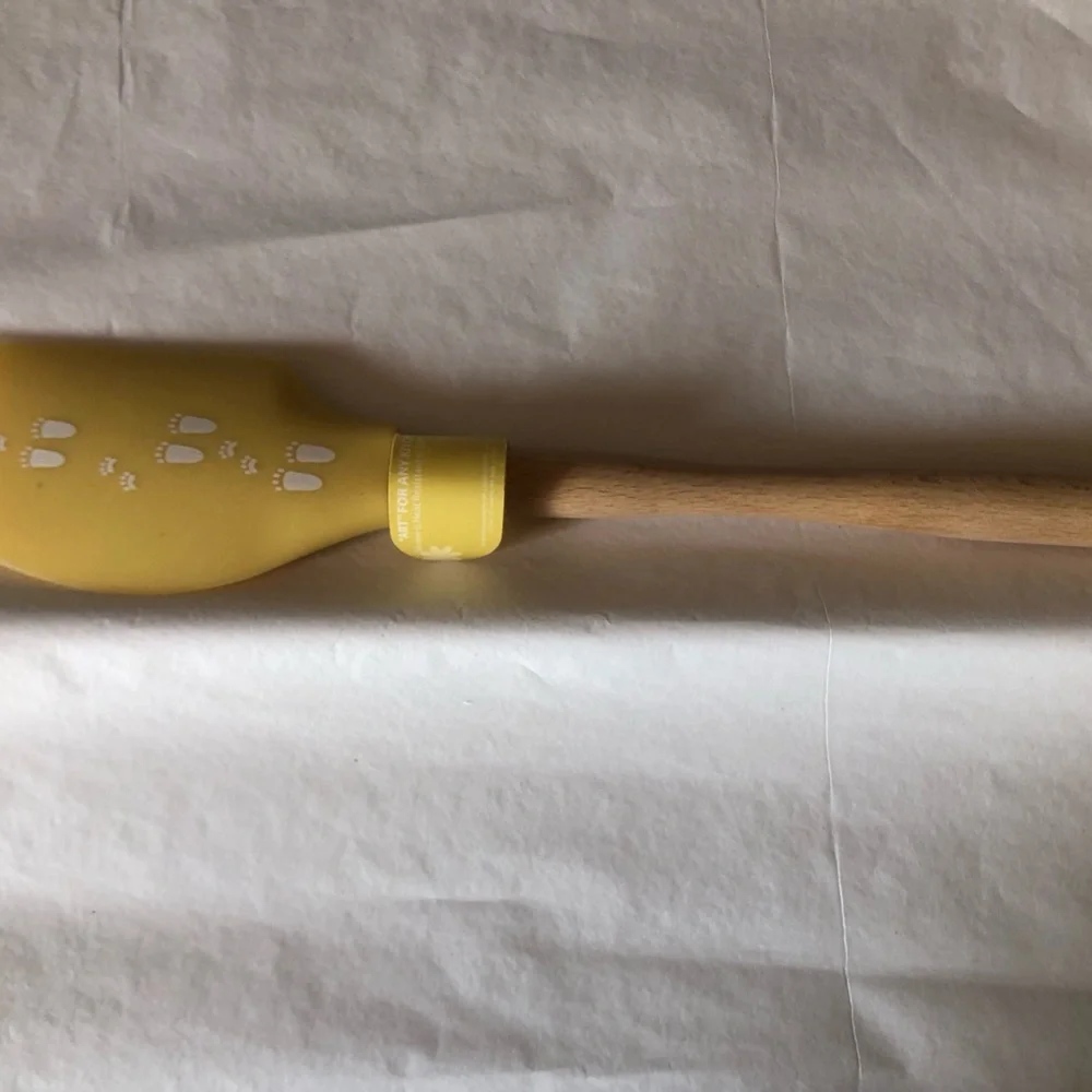 Easter NWT Williams Sonoma spatula and 3 cookie cutters
